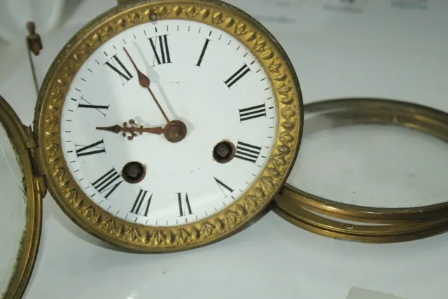 Hi98) Altes franz. Uhrwerk AD.MOUGIN Rückdeckel Pendule Kaminuhr Paris um 1890