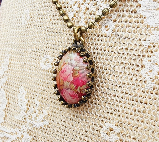 Michal Negrin Necklace Oval Roses Cabochon Cameo Pendant Chain Victorian Flowers