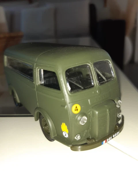 1/43 PEUGEOT d4a + remorque avec bateau sapeurs pompiers brigade