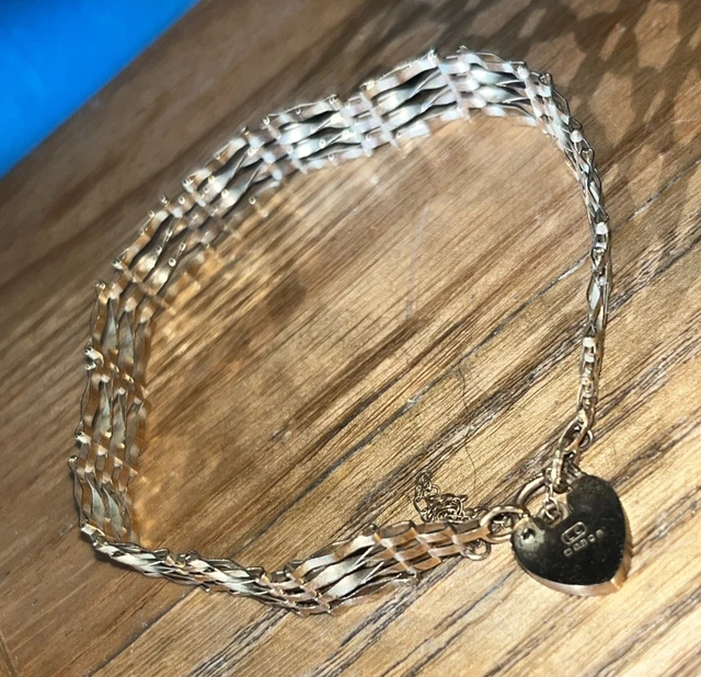 9CT GOLD 375 4 Bar Gate Bracelet With Heart Closure - 4.7g - LC Makers ...