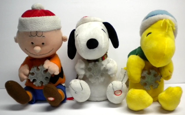 Hallmark Peanuts Snoopy Graduation Plush NWT Joe Cool
