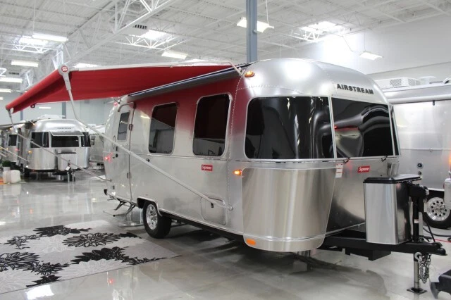 2022 Airstream Caravel 22FB Supreme Special Edition Travel Trailer