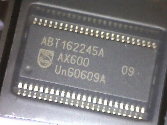 74ABT162245A 16-Bit bus transceiver w 30W series termination resistors SMD SO-48