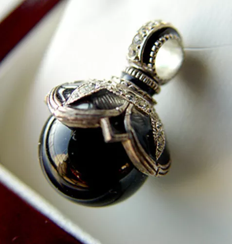 SALE ! SUPERB RUSSIAN EGG PENDANT STERLING SILVER 925 with GENUINE ONYX