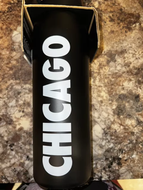 NIKE Vacuum Insulated Twist Top CHICAGO Water Bottle 24 OZ BPA Free Ergonomic NIKE Vacuum Insulated Twist Top CHICAGO Water Bottle 24 OZ BPA Free Ergonomic