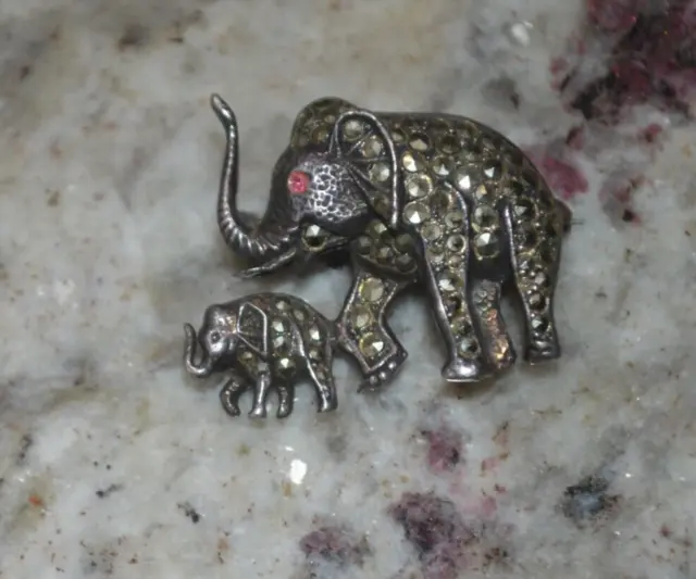 Lovely Small Antique Pin of Mother Child Elephants with Glitter