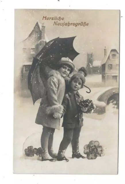 alte AK Karte Neujahr, 1926 gelaufen, Kinder, Winterland, Schnee, Schirm, Klee