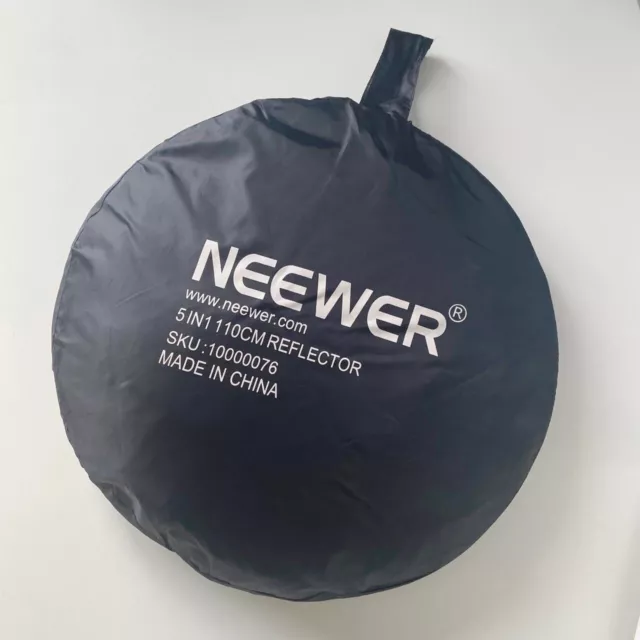 Neewer 42 Inch Portable 5 in 1, Silver, Gold, Reflector for Photography Lighting