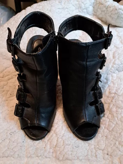 Black Cute Booties Charlotte Russe Womens ankle black boots Size 7