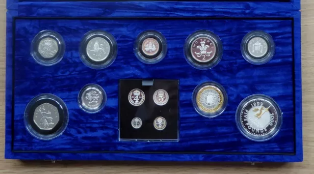 Uk - Queen Elizabeth Ii - 2000 Millennium Silver Proof Coin Collection + Maundy