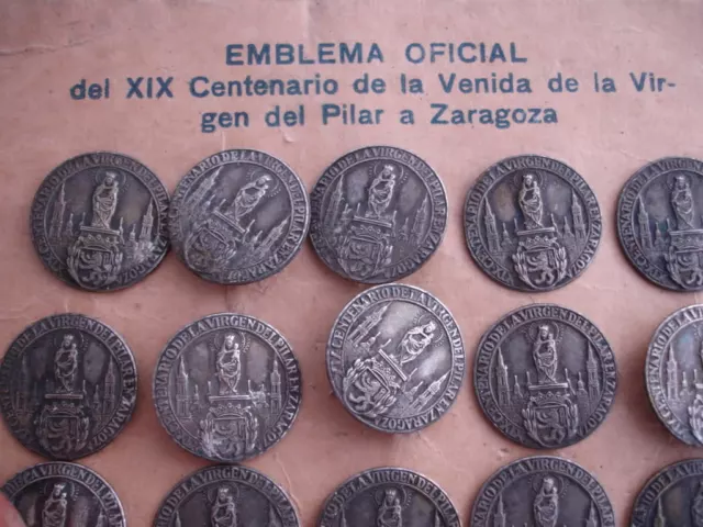 Colección 25 medallas / emblemas. XIX Centenario Virgen del Pilar. 1940. Metal 3