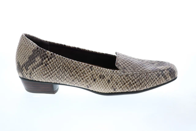 Clarks Timeless 26064133 Womens Gray Narrow Leather Ballet Flats Shoes 7