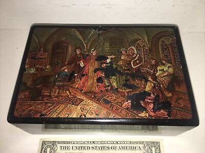 Vintage Hand Painted Russian Lacquer Box Early 20th Century