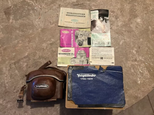 Voigtlander Vitomatic II 35mm Camera 50mm Skopar 1:2.8 Lens Box Case Instruction