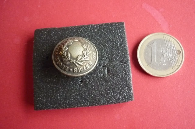 Lot De 7 Boutons Métal Anciens - Diamètre 22 Mm, Sans Marque, Pour Vêtements