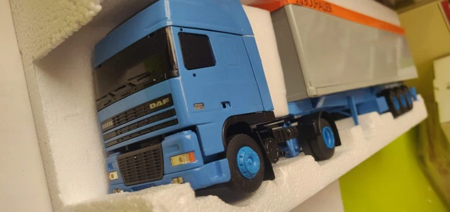 Camion Miniature DAF XF 105 Guy Casset – Échelle 1/43 Par Eligor (Occasion)