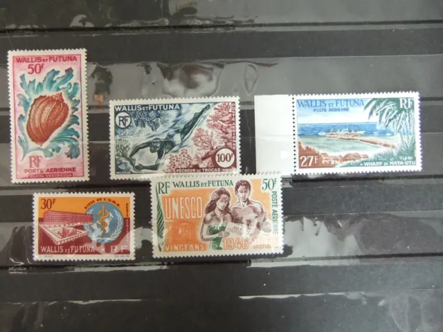 timbres anc colonie wallis et futuna poste aerienne 18-19-23-26-28