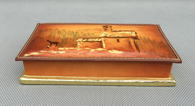 Petite Boîte à Bijoux Ancienne - Bois Rectangulaire Avec Intérieur Velours Rouge - Vintage Sans Marque