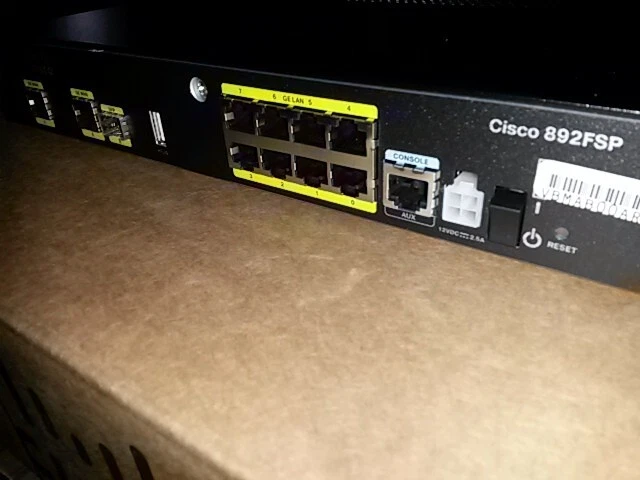 ROUTEUR CISCO 892FSP-K9 EUR 45,00 - PicClick DE