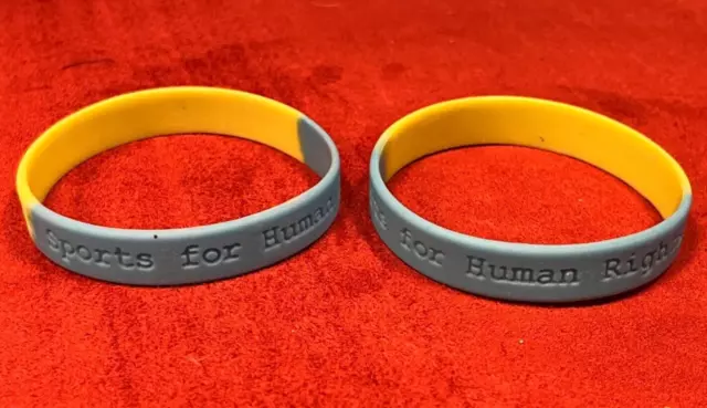 "Sports for Human Rights" Silikon - Armband 21 x 1,2cm Freundschaftsbändchen