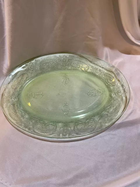 Horseshoe Uranium Green Indiana Glass Co No. 612  10 3/4" Platter Depression Era