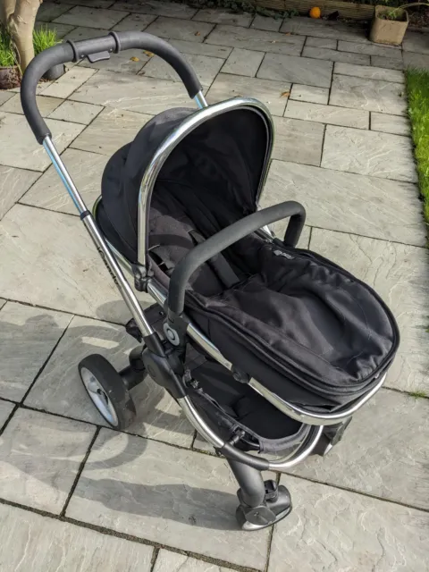 iCandy Peach Stroller and Carrycot  -  Black