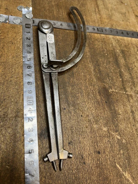 OLD TOOL COMPASS , OUTIL ANCIEN, COMPAS en Laiton (n°24) EUR 18,00