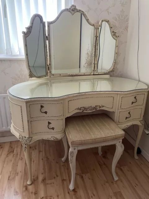 Antique Vintage French Louis Style Dressing Table And Stool