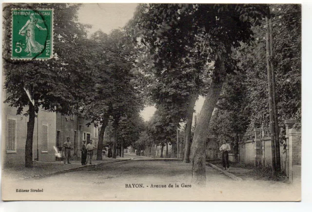 BAYON - Meurthe et Moselle - CPA 54 - Avenue de la gare