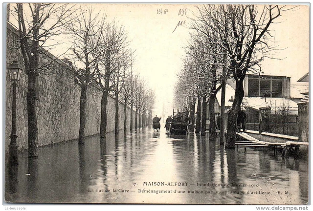 94 MAISONS ALFORT - crue 1910 - la rue de la gare