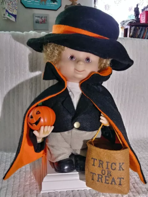Halloween Motionette Pumpkin Trick or Treat Boy Candy Bag Dracula Cape Costume