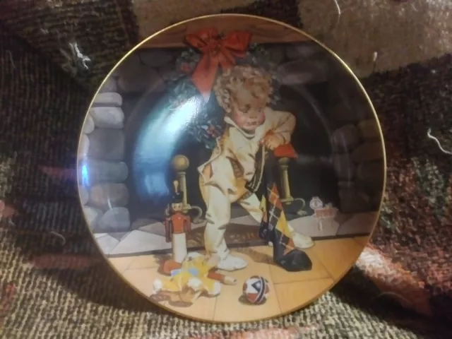 Vintage 1975 Limited Edition Christmas Morning Collectors Plate Joseph C Leyende