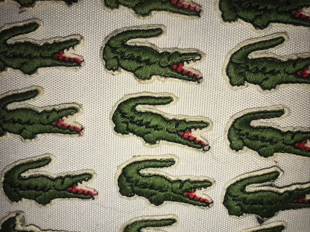 VDS LOT LACOSTE 19 Patch Logo crocodile Lacoste a coudre et 2 ronds veritable EUR 50 00 PicClick FR
