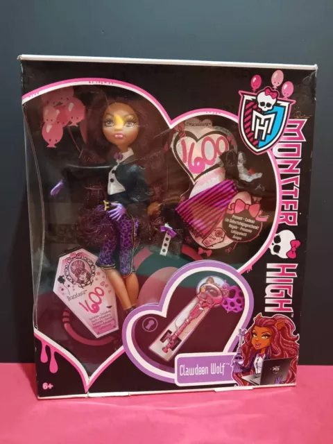 Poupée Monster High dans sa boite année 2011 Clawdeen Wolf draculaura 1600...