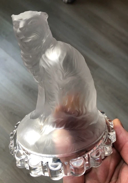 Presse-papiers Baccarat antique avec guirlande de Millefiori, vers 1850 - En vente sur France