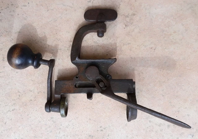 Ancien Sertisseur De Cartouches Calibre 16 Pour Fusil De Chasse - Bon état