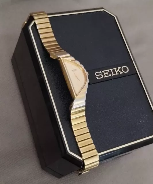 Vintage Seiko 1F20-5D59 Half Moon Watch Women’s Gold Tone Gold Dial +New Battery