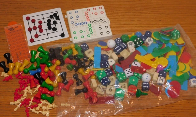 TRES ANCIEN JEU de cubes en bois EUR 14,20 - FR