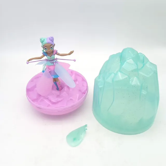 Hatchimals Pixies Crystal Flyers Lilafarbene fliegende Feen-Puppe Action Figures