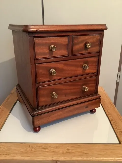 Antique Victorian miniature mahogany 2 over 2 chest of drawers