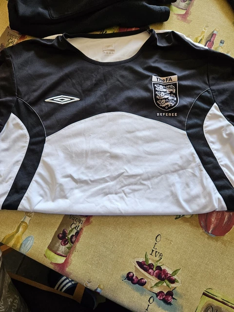 Umbro FA Referee Warm Up Shirt XXL