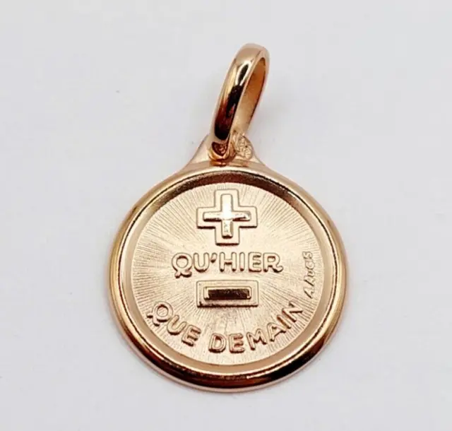 Pendentif médaille d'amour or 18k "+ qu'hier - que demain" AUGIS - L'Originale