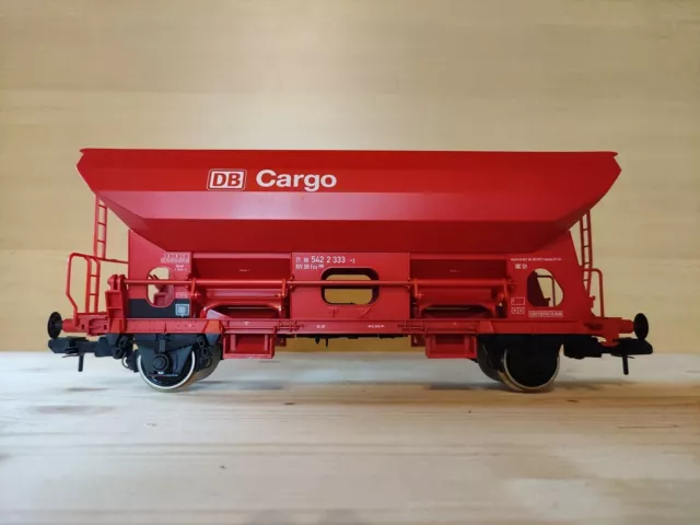 Märklin  Spur 1 Selbstentladewagen Drehschieber-Seitenentladewagen DB Cargo rot