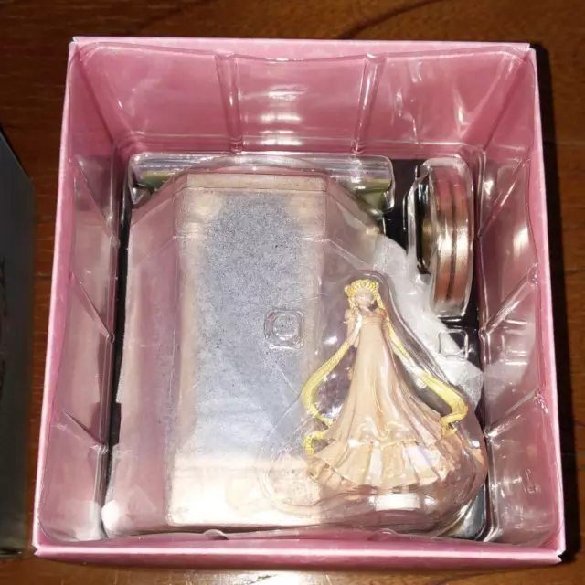 Sailor moon Tuxedo Mirage Memorial Ornament Music Box Proplica W/T Japan NEW 2