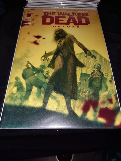 Walking Dead Deluxe #11 Cover C Julian Totino Tedesco 3/17/21 NM
