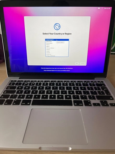 MacBook Pro 2015, Retina 13 pollici, Intel Dual-Core i5 2,7 GHz, RAM 16 GB, UNITÀ DI MEMORIA 128 GB