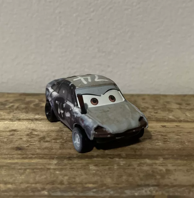 Disney Pixar Cars 3 Patty #74 Grey Roof Variant Thunder Hollow