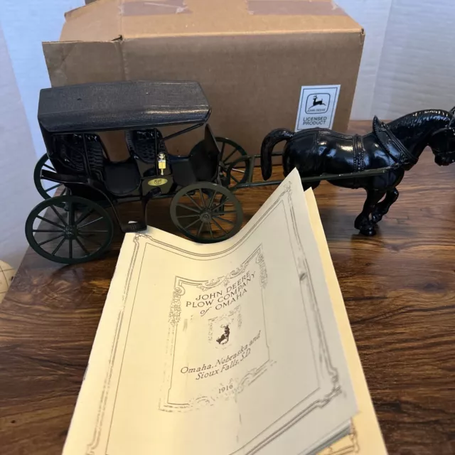 John Deere Die Cast Reliance Surrey Horse Drawn 4 Seat Buggy Booklet Box 1996