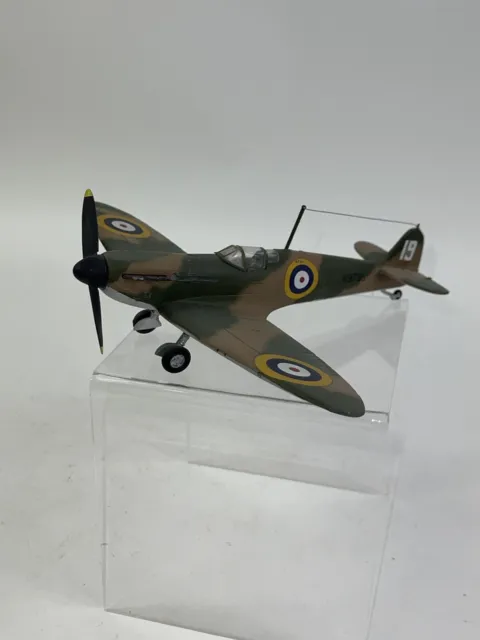 Built Up Pro Painted & Built Supermarine Spitfire Model Aircraft 9” WS Exc