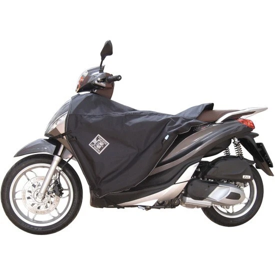 Copertura Tucano Nuova per Scooter con Zona Passeggero - Protezione e Comfort